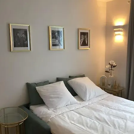 Apartment Cocon Chic Parisien Niche Au Coeur De Montmartre *