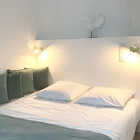 Apartment Cocon Chic Parisien Niche Au Coeur De Montmartre *